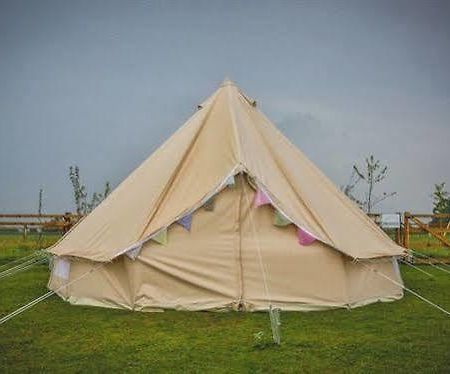 Skipbridge Farm Shepherds Huts Campground Green Hammerton Exterior photo
